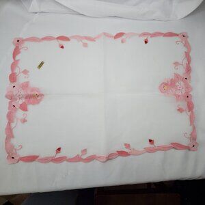 VTG 4 Hand Applique Embroidered Organdy Linen Placemats Pink White By Brode Main